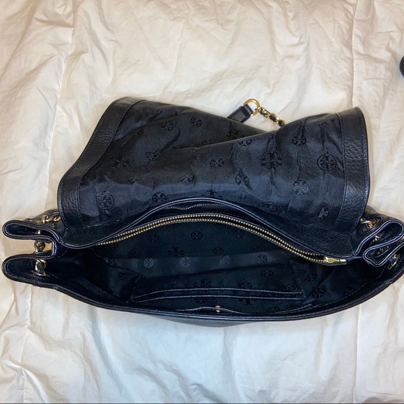 Tory Burch purse Tory Burch black and gold purse - Picture 8 of 8